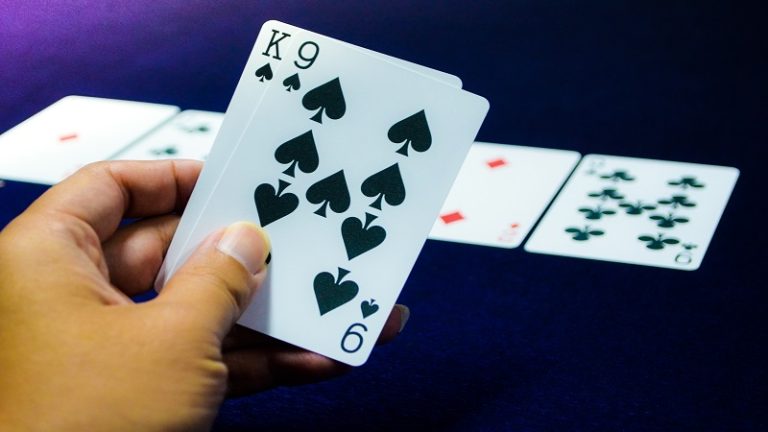 Làm cách nào để thắng khi chơi baccarat theo dõi cách đánh?